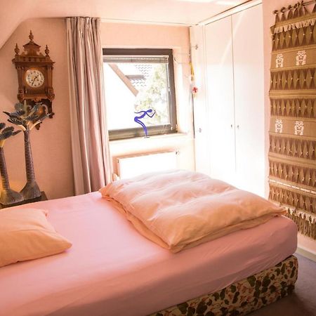 Air Boardinghouse Tulip Stockum, Zu Fuss - 3 Minuten Zur Messe Dusseldorf Luaran gambar