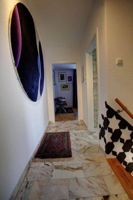 Air Boardinghouse Tulip Stockum, Zu Fuss - 3 Minuten Zur Messe Dusseldorf Luaran gambar