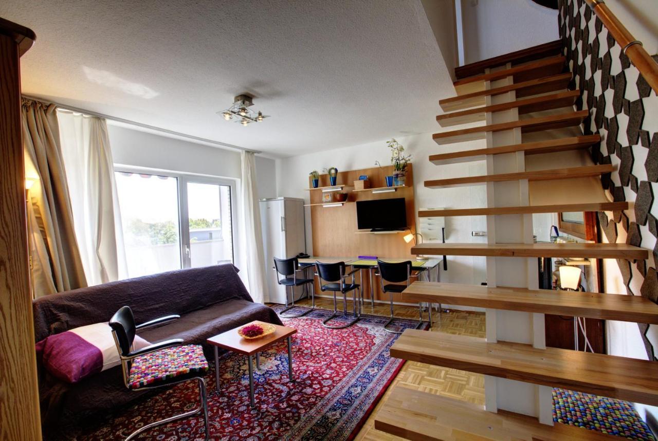 Air Boardinghouse Tulip Stockum, Zu Fuss - 3 Minuten Zur Messe Dusseldorf Luaran gambar